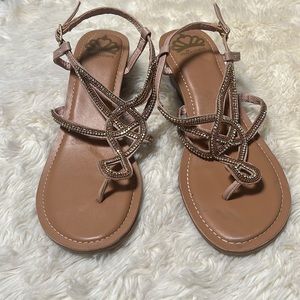 New Fergalicious rosy Chrisma Wedge Sandal